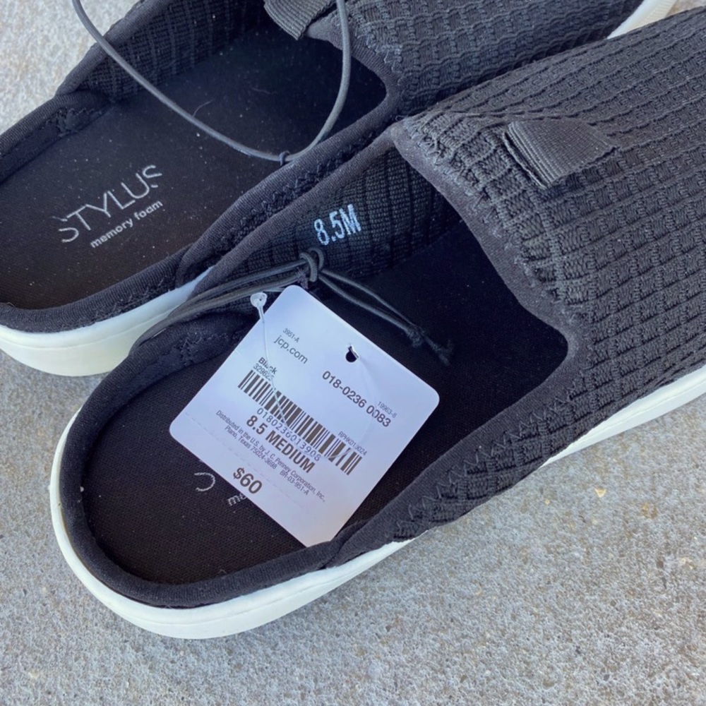 Women’s backless memory foam sneakers, black size 8